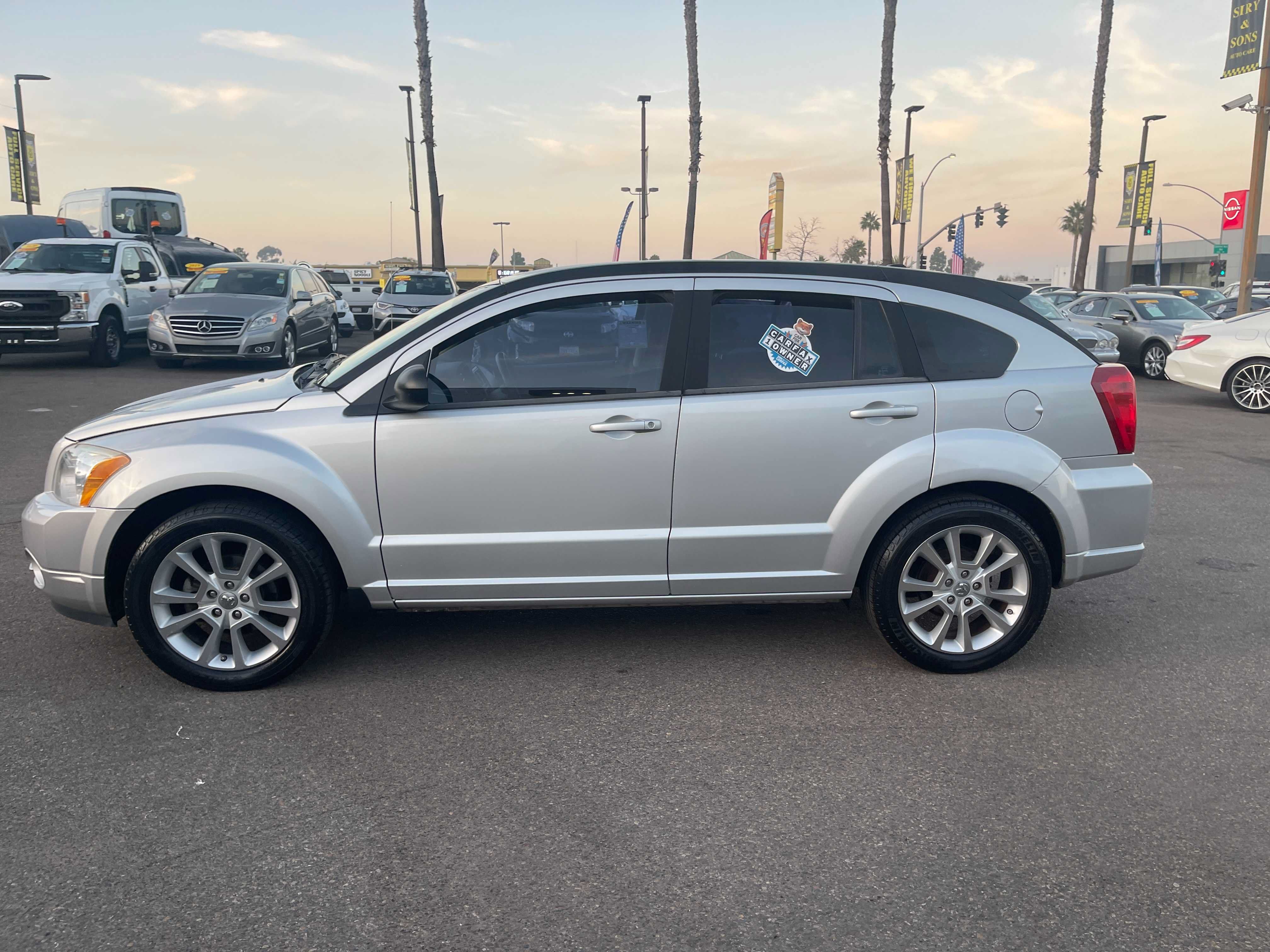 Used 2010 Dodge Caliber Heat w/ Premium Sound Group FWD image 6