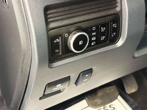 Used 2025 Ford F250 Platinum AWD/4WD image 10