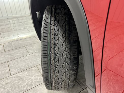 New 2026 Chevrolet Traverse LT w/ Midnight/Sport Edition image 37