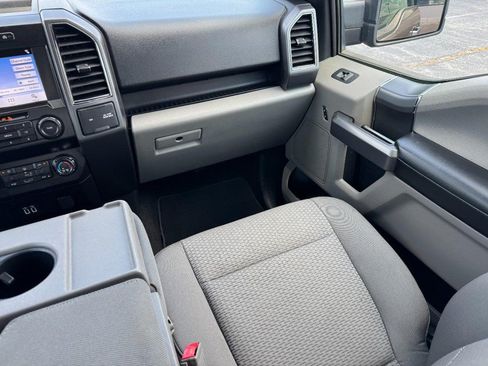 Used 2019 Ford F150 XLT w/ Equipment Group 302A Luxury AWD/4WD image 15