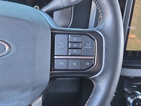 Certified 2023 Ford F450 Platinum w/ FX4 Off-Road Package image 29