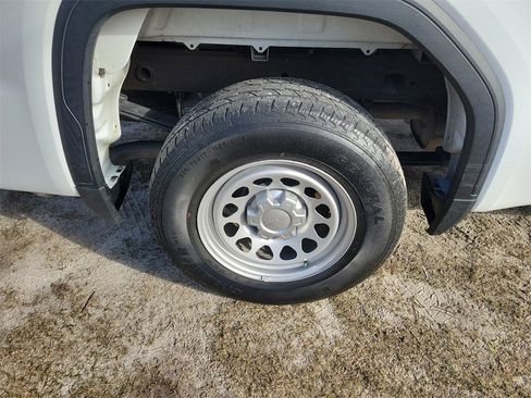 Used 2021 GMC Sierra 1500 2WD Regular Cab w/ Convenience Package image 7