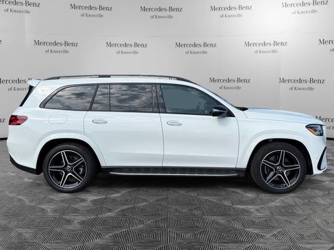 Certified 2025 Mercedes-Benz GLS 450 4MATIC image 6