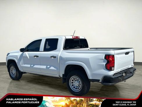 Used 2025 Chevrolet Colorado W/T RWD image 4