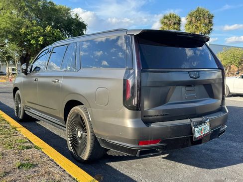Used 2021 Cadillac Escalade ESV Premium Luxury Platinum RWD image 7