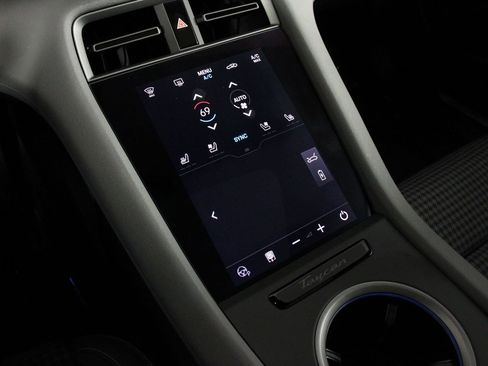 Certified 2025 Porsche Taycan 4 Cross Turismo image 18