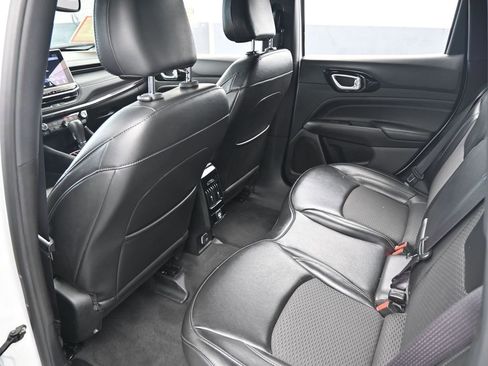 Used 2023 Jeep Compass Altitude image 33