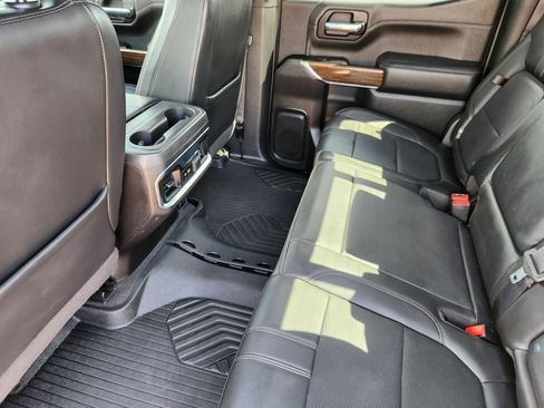 Used 2022 Chevrolet Silverado 1500 High Country w/ Safety Package II AWD/4WD image 9