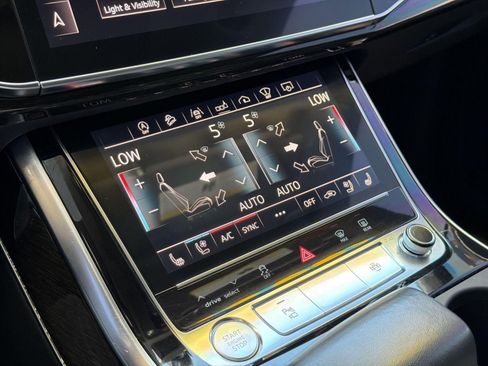 Used 2019 Audi Q8 Prestige w/ Towing Package AWD/4WD image 25