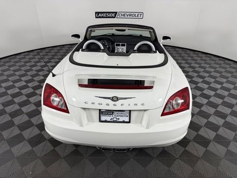 Used 2005 Chrysler Crossfire Limited image 6
