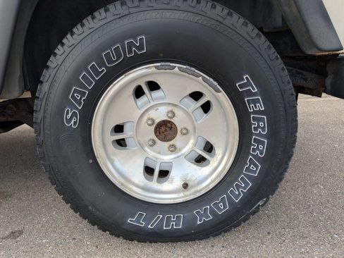 Used 1998 Jeep Wrangler SE image 23