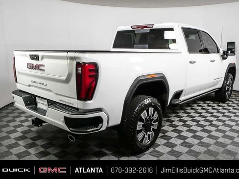 Used 2025 GMC Sierra 2500 Denali w/ Denali Reserve Package AWD/4WD image 3