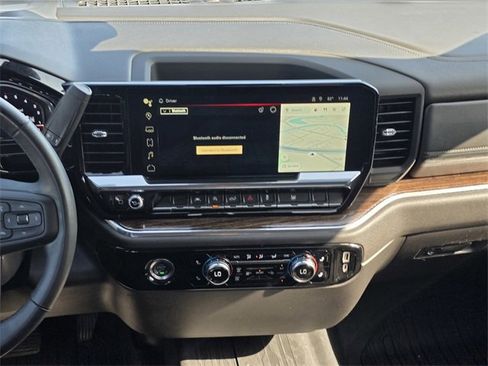 Used 2024 GMC Sierra 1500 Elevation image 16