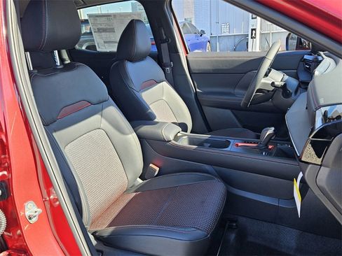 New 2026 Nissan Kicks SR image 15