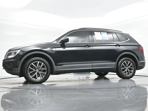 Used 2020 Volkswagen Tiguan SE w/ Panoramic Sunroof Package FWD image 47