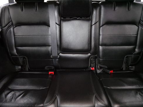 Used 2021 Jeep Wrangler Unlimited Sahara image 13