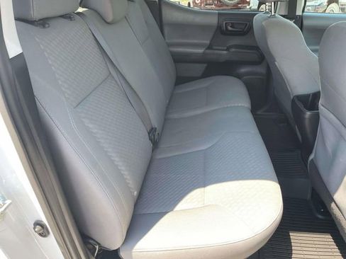 Used 2022 Toyota Tacoma SR w/ SR Convenience Package RWD image 23