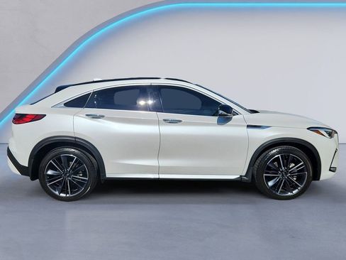 Used 2025 INFINITI QX55 Essential AWD/4WD image 3