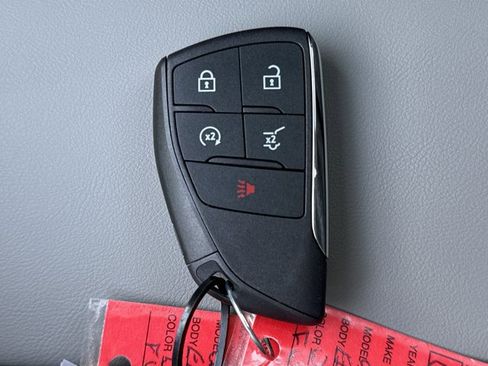 New 2026 GMC Acadia Elevation image 25