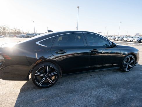 Used 2024 Honda Accord Sport image 6