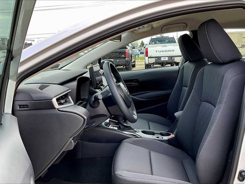 New 2026 Toyota Corolla LE image 9