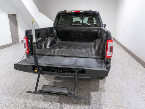 Used 2023 Ford F150 Lariat w/ Equipment Group 502A High image 11