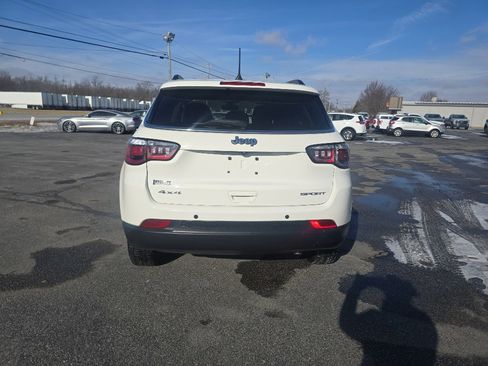 Used 2019 Jeep Compass Sport image 7