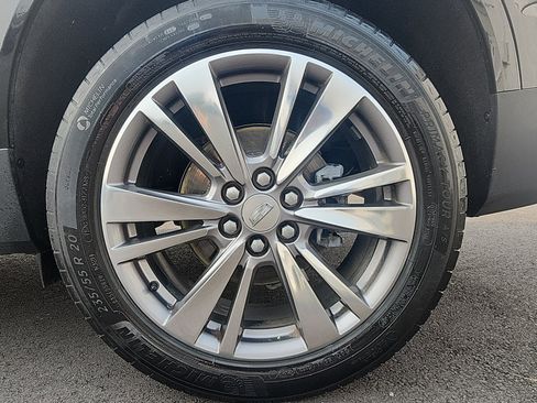 Used 2020 Cadillac XT5 Premium Luxury AWD/4WD image 9