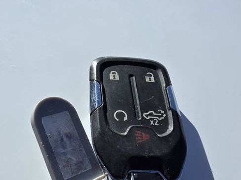 Used 2022 GMC Sierra 1500 Elevation image 34