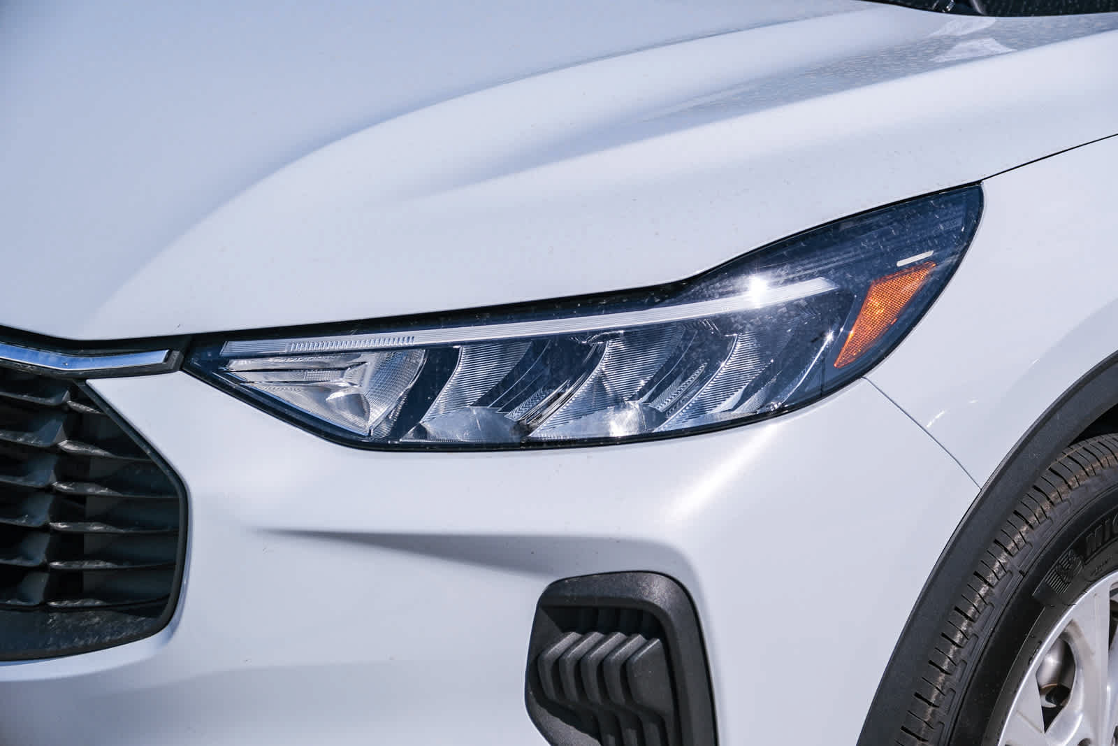 Used 2025 Ford Escape Active FWD image 12