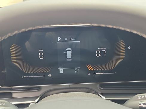 New 2027 Kia Carnival FWD image 32