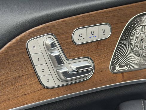 Certified 2025 Mercedes-Benz GLS 450 4MATIC image 16