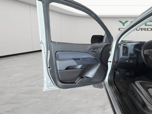 Used 2020 Chevrolet Colorado Z71 AWD/4WD image 13