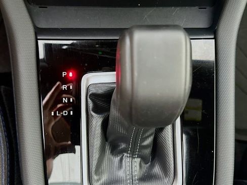 Used 2025 Subaru Forester Premium w/ Convenience Package #1 image 16