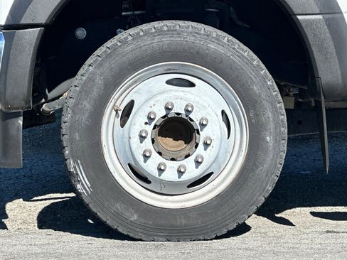 Used 2021 Ford F450 XL w/ Power Equipment Group image 19