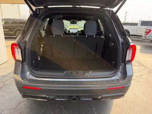 New 2026 Ford Explorer ST-Line AWD/4WD image 5