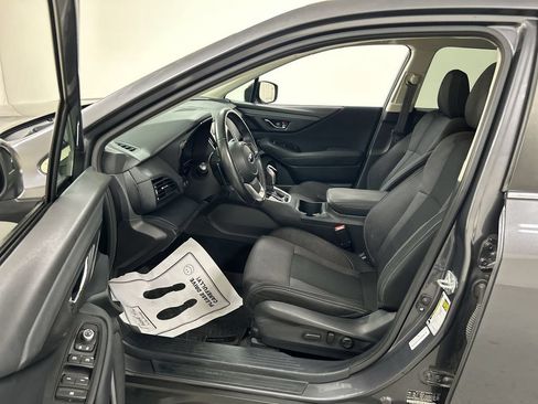 Used 2022 Subaru Outback Premium AWD/4WD image 9