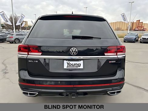 Used 2022 Volkswagen Atlas SEL Premium image 4