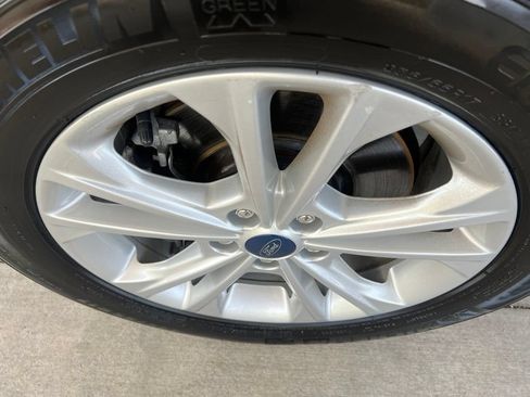 Used 2019 Ford Escape SE AWD/4WD image 44
