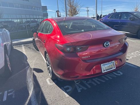 Used 2023 MAZDA MAZDA3 s image 5