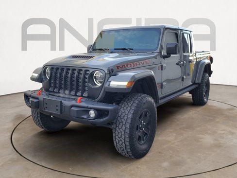 Used 2020 Jeep Gladiator Mojave image 3