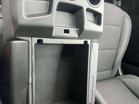 Used 2024 Chevrolet Silverado 1500 Custom w/ Turbomax Blackout Package RWD image 34