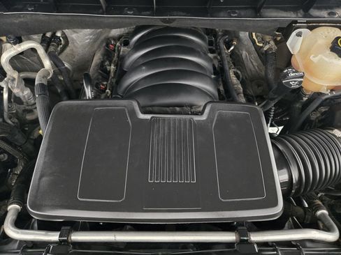 Used 2021 Chevrolet Silverado 1500 LT Trail Boss w/ LT Trail Boss Premium Package AWD/4WD image 36