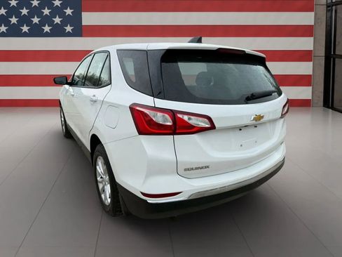 Used 2018 Chevrolet Equinox LS AWD/4WD image 10