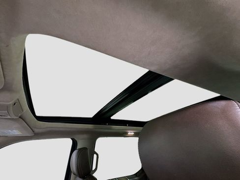 Used 2020 Ford F150 Limited w/ Trailer Tow Package image 13