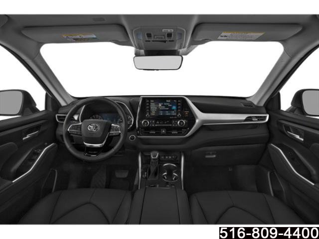Used 2021 Toyota Highlander XLE AWD/4WD image 9