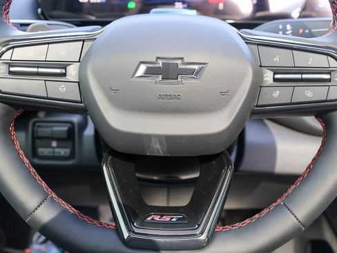 New 2025 Chevrolet Silverado EV RST image 32