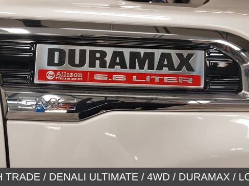 Used 2022 GMC Sierra 2500 Denali w/ Denali Ultimate Package AWD/4WD image 42