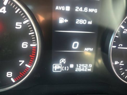 Used 2026 Subaru Forester Limited AWD/4WD image 9