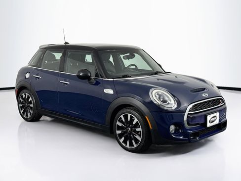 Used 2015 MINI Cooper S FWD image 2